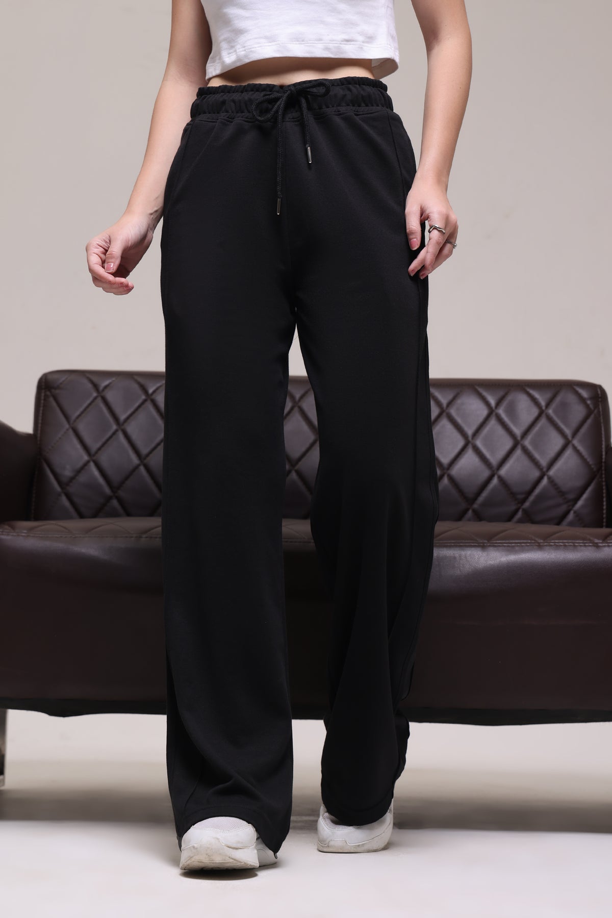 STRAIGHT FIT LOWER BLACK