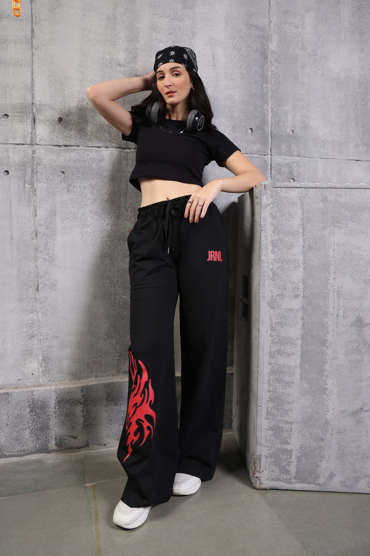 WIDE LEG LOWER MATT BLACK
