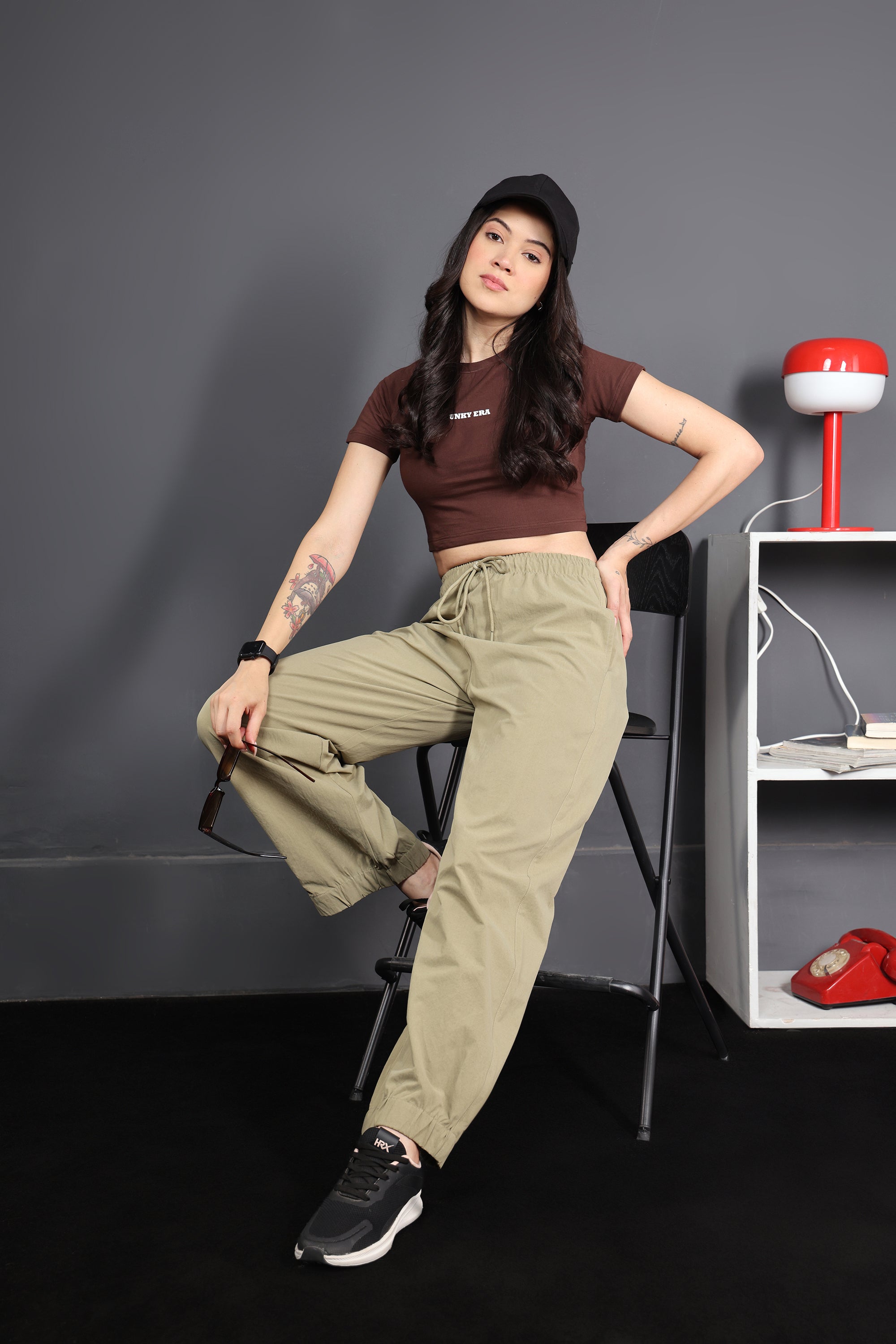 JOGGER OLIVE MOSS