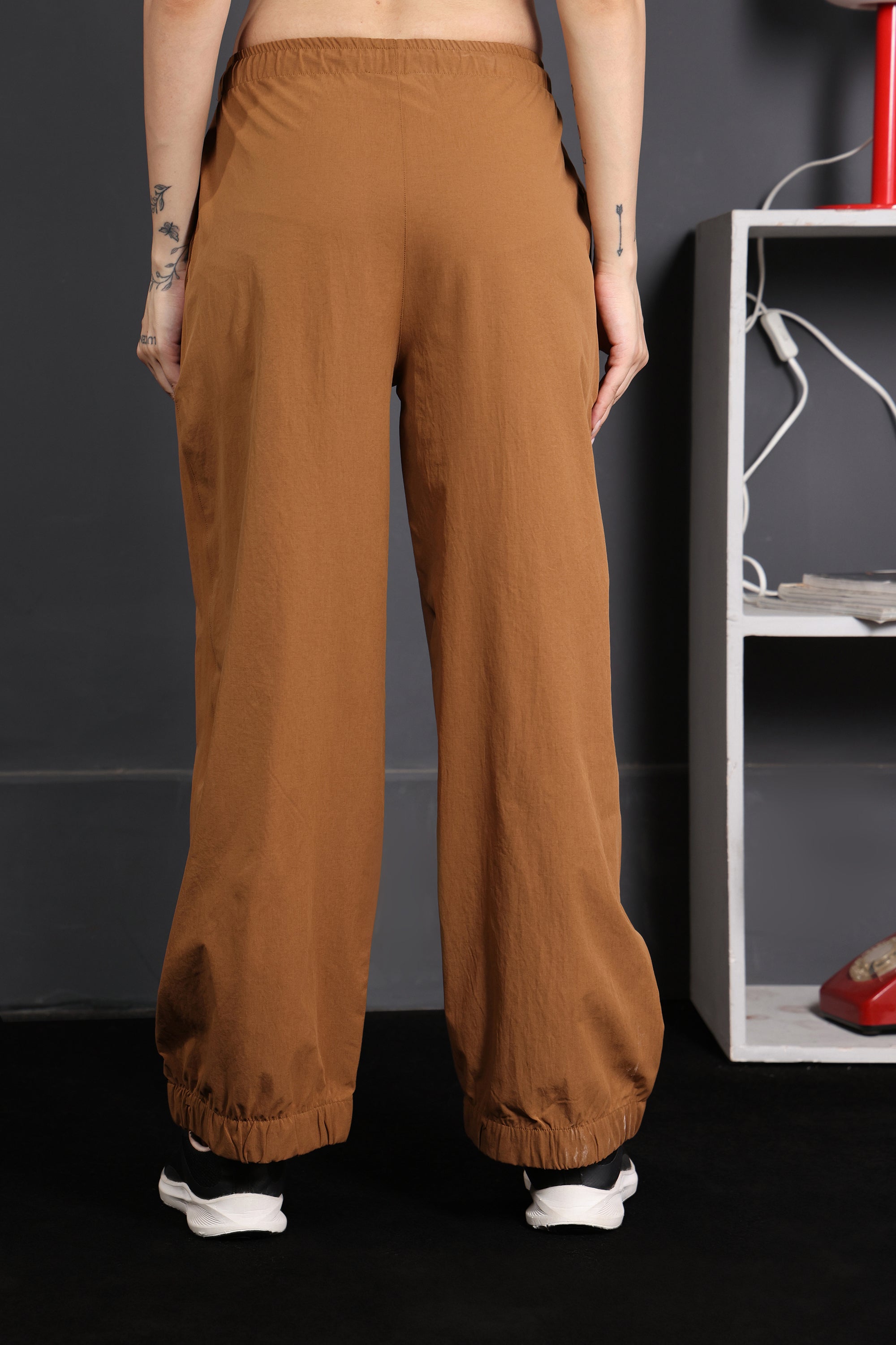 JOGGER RUST BROWN