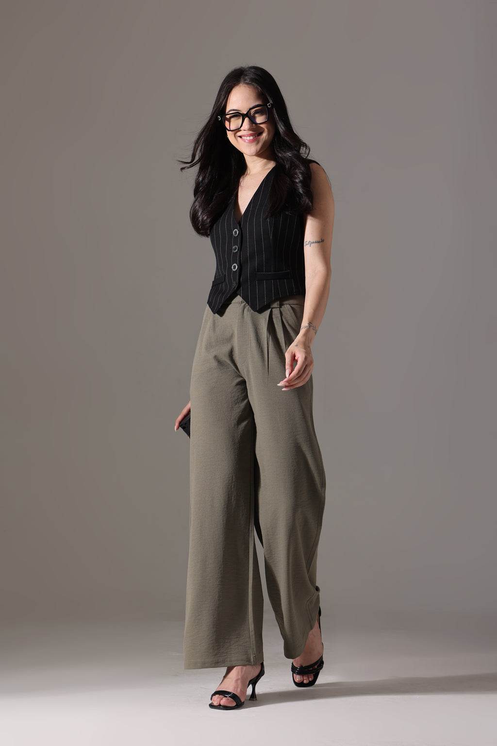 KOREAN PANT AVON OLIVE